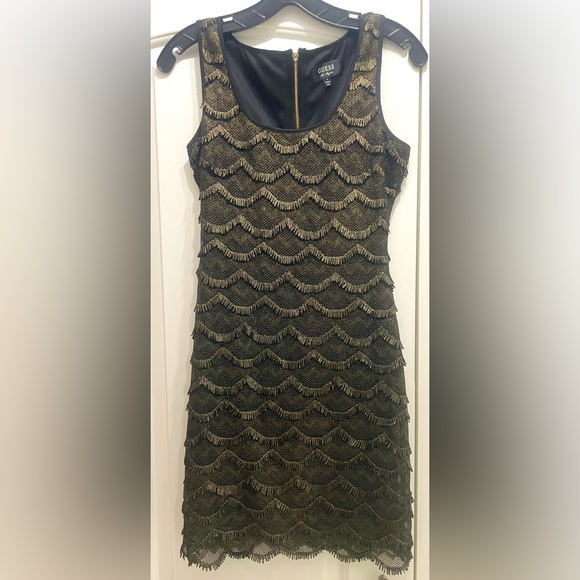 Guess metallic‎ ruffle dress size 4. - Picture 1 of 3